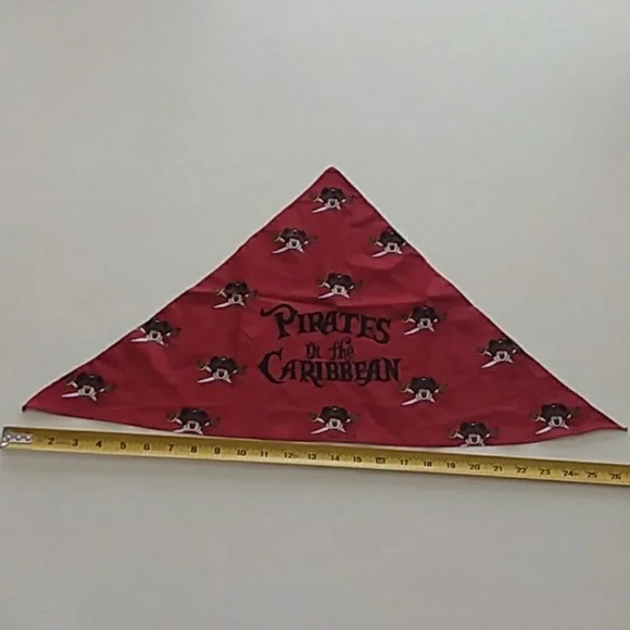 Disney Pirates of the Caribbean red bandana - Picture 5 of 5
